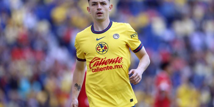 Imagen de archivo de Álvaro Fidalgo del América celebrando tras anotar un gol en el estadio Ciudad de los Deportes en Ciudad de México (México). EFE/ Sáshenka Gutiérrez