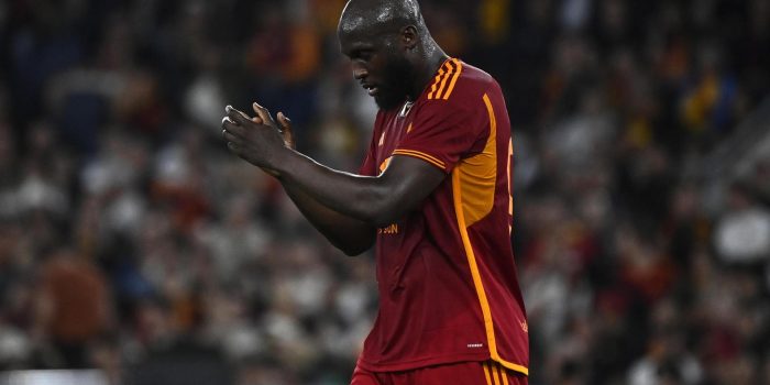alt 1-0. Lukaku mantiene vivo el sueño 'Champions' del Roma