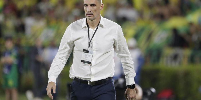 alt El argentino Vojvoda afirma que Neymar no es un problema sino una solución para el Santos