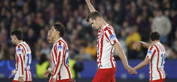 Sorloth, tras el 0-2. EFE/Alberto Estevez