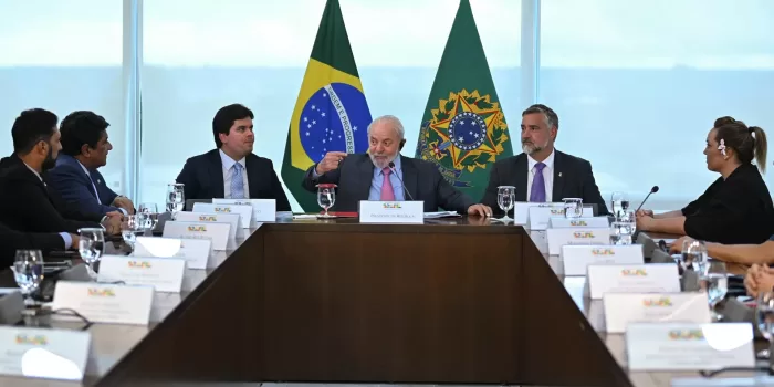 alt Lula recibe a la FIFA y afirma que Brasil está capacitado para albergar el Mundial de 2027