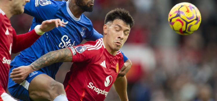 alt Lisandro Martínez vuelve a entrenarse con el grupo