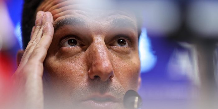 alt ALERTA CAMPEÓN: argentinos Messi, Martínez y Álvarez marcan el pulso de Argentina ante Argelia