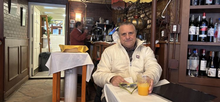 La comunidad italoamericana en Nueva York vivió como una pesadilla la eliminación de un Mundial de fútbol por tercera vez seguida de la Gli Azzurri. EFE habló con Marcelo, propietario de una 'trattoría' en el barrio Little Italy de la urbe estadounidense. EFE/ Jan Téllez Asensio