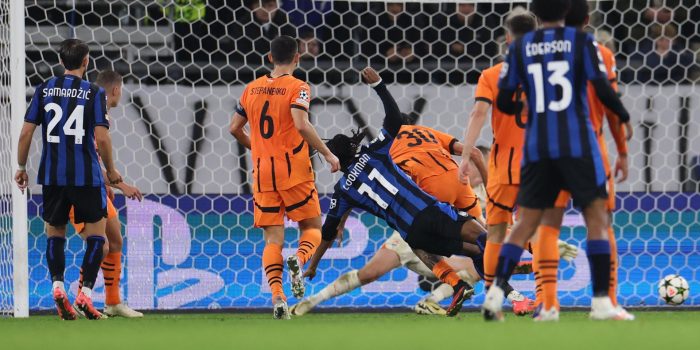 ALT Lookman comanda el baile de la 'Dea' al Shakhtar