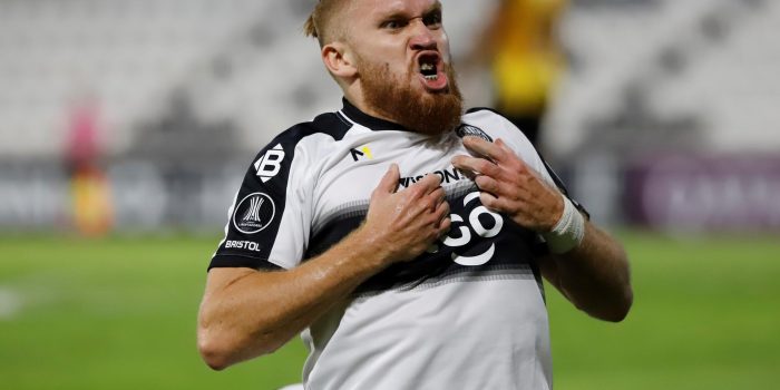 alt Cuiabá vence con doblete del paraguayo Isidro Pitta e impide a Bahía igualar a los líderes