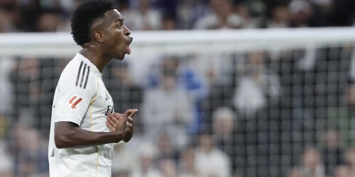 alt Vinícius pide perdón por su reacción en el cambio del clásico