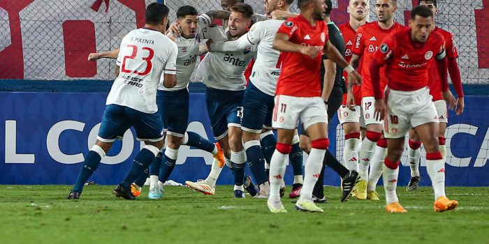 EQUIPOS DE FÚTBOL: NACIONAL MONTEVIDEO 11 fotos