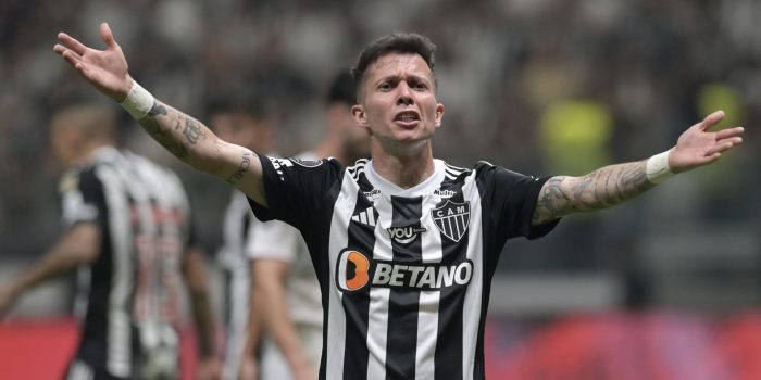 alt Deyverson despide al campeón y envía al Atlético Mineiro a 'semis' contra River Plate