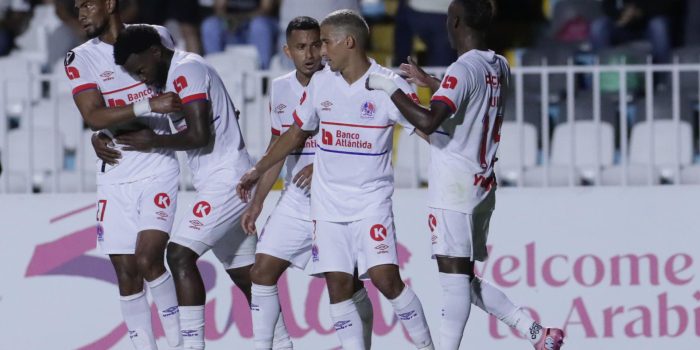 alt Olimpia y Alajuelense, por el pase a la final