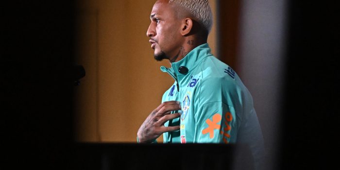 alt Wesley advierte sobre Jhon Arias: "No le puedes dar espacio, ni dejarle pensar"