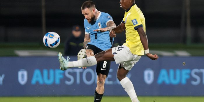 alt Uruguay olvida cómo ganar, Ecuador se acomoda
