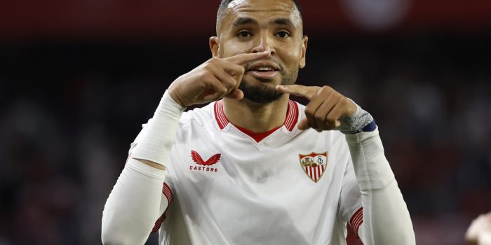 alt El Sevilla traspasa a En-Nesyri al Fenerbahçe por 25 millones