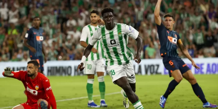 alt El Valencia ganó al Betis 3-0 tras dos triunfos verdiblancos consecutivos en Mestalla