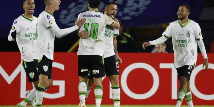 Jugadores de América MG celebran un gol. Foto de archivo. EFE/Mauricio Dueñas Castañeda