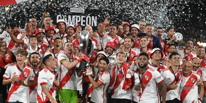 alt River derrota 'in extremis' a Estudiantes y se corona supercampeón del fútbol argentino