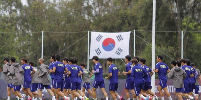 alt ALERTA EN COREA: surcoreanos Oh y Bae entrenan aparte antes del duelo contra México