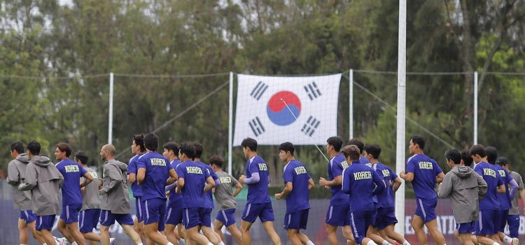 alt ALERTA EN COREA: surcoreanos Oh y Bae entrenan aparte antes del duelo contra México