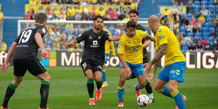 alt 2-2. Ataque y fútbol total con premio insuficiente para ambos equipos