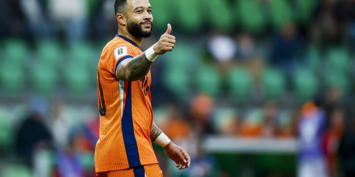 alt Depay no falla y Países Bajos acaricia el Mundial