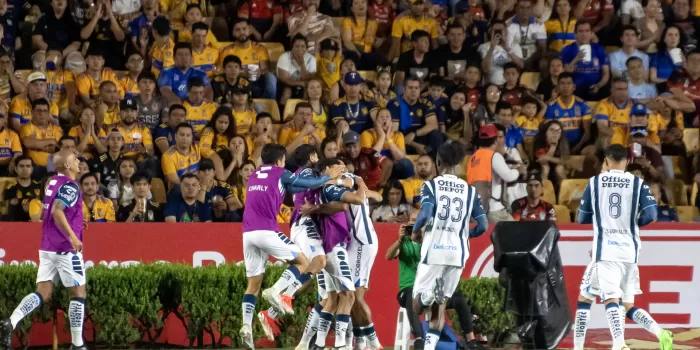 alt El venezolano Rondón queda solo como líder goleador, tras el triunfo de Pachuca sobre Tigres
