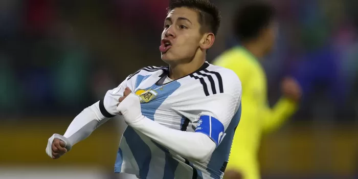 alt El 'diablito' Echeverri sueña con jugar en la selección absoluta de Argentina y ganar la Libertadores con River