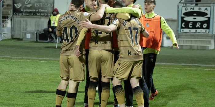 Los jugadores de la Real Sociedad celebran el 0-1. EFE / Álvaro del Olmo.