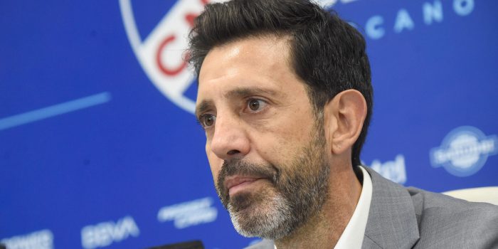 El uruguayo Jorge Bava habla en una rueda de prensa este lunes en Montevideo al ser presentado como nuevo técnico de Nacional. EFE/ STR