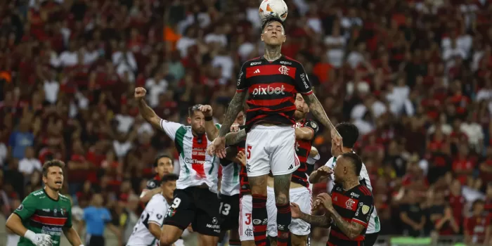 alt Uruguayos, chilenos y ecuatoriano en clásico Flamengo-Vasco