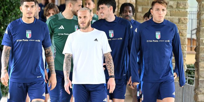 (Fontal I a d) Giovanni Gulielmo Vicario, Alessandro Bastoni, Mateo Retegui, Giovanni Di Lorenzo, Federico Dimarco en foto de achivo de CLAUDIO GIOVANNINI. EFE/EPA/