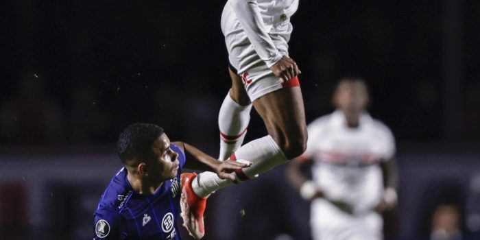 alt 2-0. São Paulo le birla el liderato a Talleres en un partido con tángana y polémica