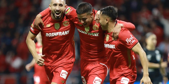 alt El campeón Toluca visita al León de James Rodríguez, que busca salir de la crisis