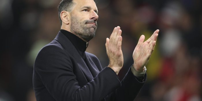 alt Ruud Van Nistelrooy, nuevo técnico del Leicester City