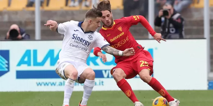 alt 0-1. El Verona aprieta por la salvación