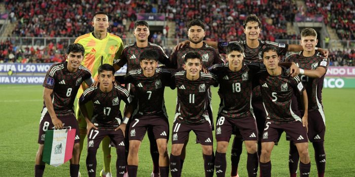 alt Los errores defensivos despiden a México en octavos