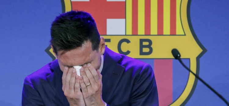 Lionel Messi, durante su despedida como jugador del Barcelona, el 8 de agosto de 2021, en el Camp Nou. EFE/ Andreu Dalmau