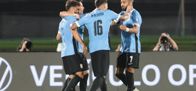 alt Uruguay le pone fin a la mala racha con una gran victoria en la hora ante Colombia