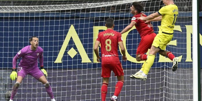 alt 3-2. Sorloth tumba al Sevilla y mantiene vivo el sueño europeo del Villarreal