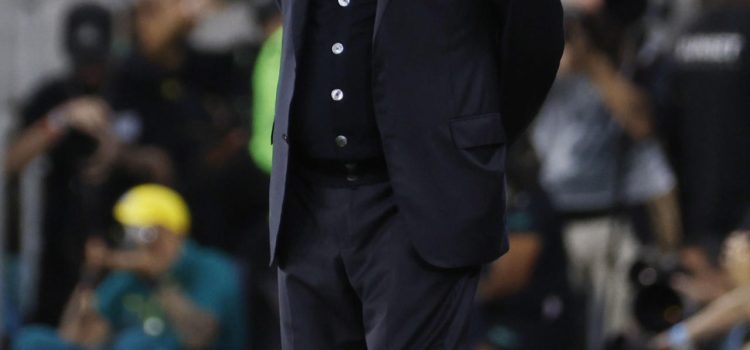 El seleccionador de Brasil, Carlo Ancelotti, manifestó este domingo que tiene dudas sobre los integrantes de su formación titular a 12 días del comienzo de Mundial y tras golear por 6-2 a la selección de Panamá en un partido amistoso jugado en el estadio Maracaná de Rio de Janeiro. EFE/ Antonio Lacerda