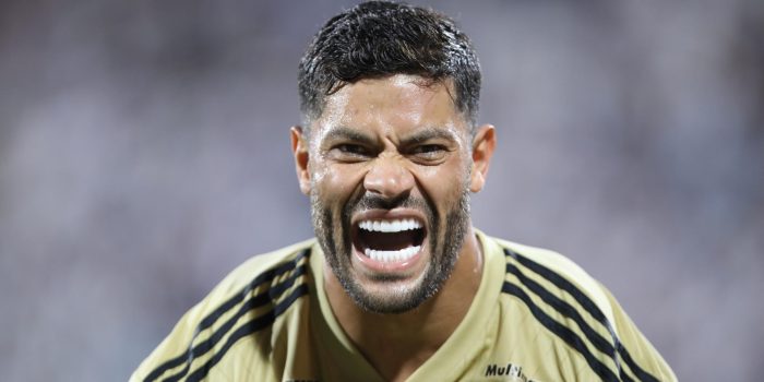 Hulk de Mineiro celebra un gol hoy, en un partido de la fase de grupos de la Copa Libertadores entre Alianza Lima y Atlético Mineiro en el estadio Alejandro Villanueva, en Lima (Perú). EFE/Paolo Aguilar