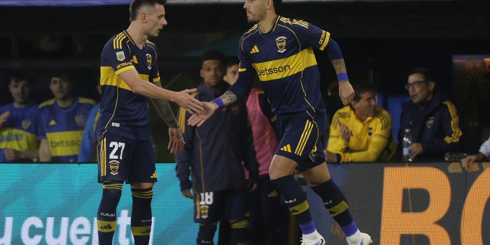 Leandro Paredes volvió a jugar con Boca Juniors tras poner fin a su etapa europea este viernes en un decepcionante empate en La Bombonera con Unión de Santa Fe. EFE/ Matías Martín Campaya