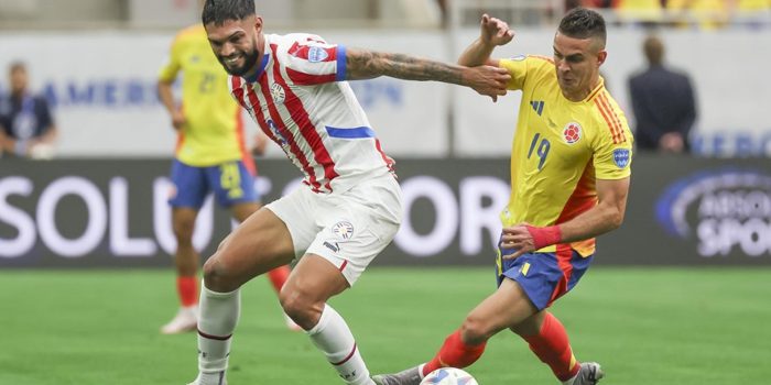 alt Colombia amplía su invicto con dos cabezazos y sendos centros de James