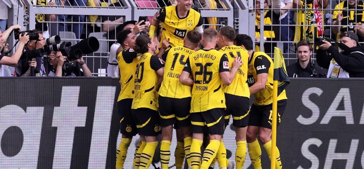 ALT4-0. El Dortmund golea al colista en la despedida de Reus