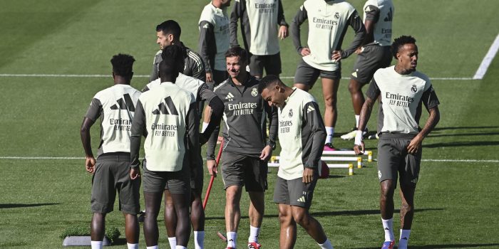 alt Mastantuono se suma a las bajas de Carvajal