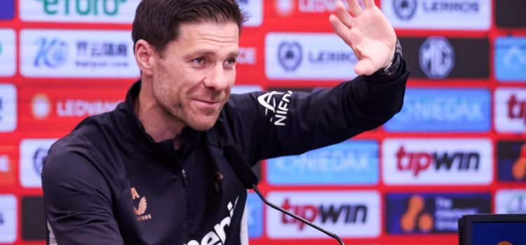 alt Xabi Alonso se despide del Bayer Leverkusen después de haber hecho historia