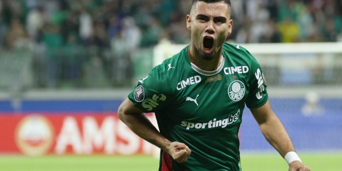 Andreas Pereira, de Palmeiras, celebra un gol en un partido de la fase de grupos de la Copa Libertadores entre Palmeiras y Junior en el Allianz Parque en Sao Paulo (Brasil). EFE/Sebastião Moreira