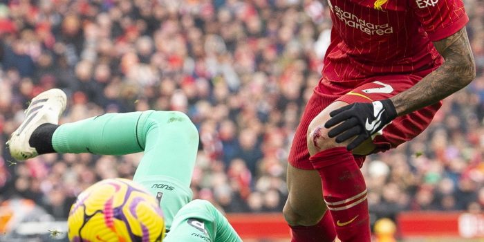 El colombiano del Liverpool Luis Diaz durante el partido de la Premier League que han jugado Liverpool FC y Wolverhampton Wanderers, en Liverpool, (Reino Unido. EFE/EPA/PETER POWELL