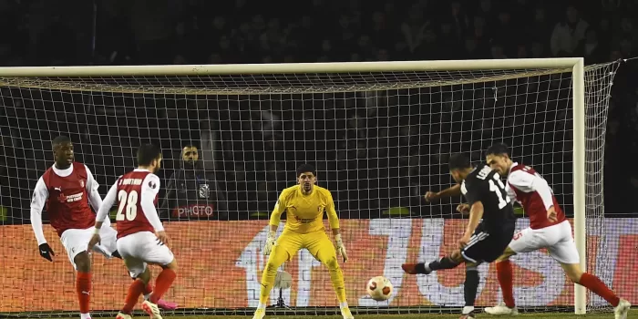 alt 2-3. El Qarabag se clasifica en la prórroga y hace historia