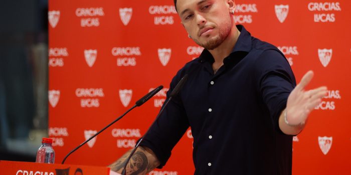alt El Sevilla oficializa el traspaso de Ocampos al Rayados mexicano