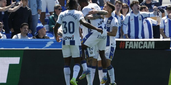 Los jugadores del Leganés celebran un gol el estadio de Butarque en foto de archivo de J.J. Guillén